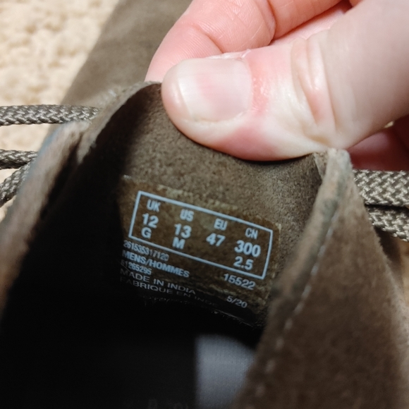 Clarks Men's Desert Boots Grey Suede - Picture 2 of 3